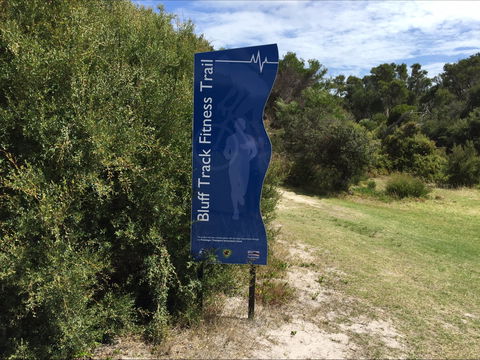 Bluff Track Fitness Trail - New Castle Holiday 0