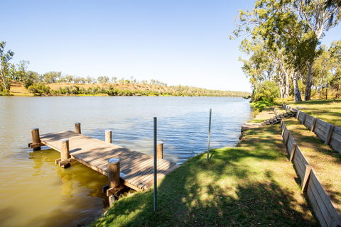 Bundaberg To Eidsvold Weekend Drive - New Castle Holiday 1