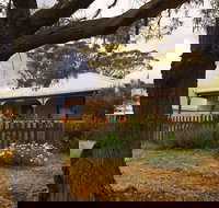 Dance Cottage Museum - New Castle Holiday