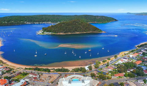 Ettalong Beach - New Castle Holiday 0