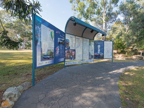 Greater Blue Mountains Drive - Glenbrook Discovery Trail - New Castle Holiday 0