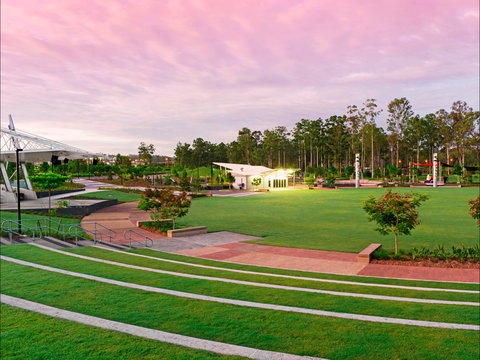 Greater Springfield - New Castle Holiday 0