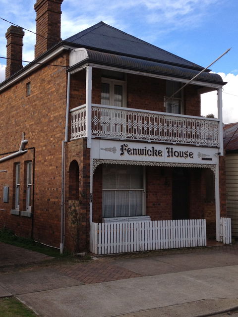 Historic Buildings Walking Tour - New Castle Holiday 1