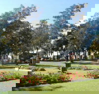 Memorial Gardens Bondi - New Castle Holiday