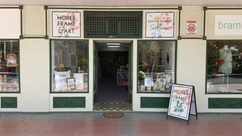 Moree Frame And Art - New Castle Holiday 0