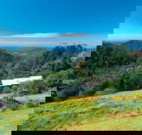 Mount Glorious - New Castle Holiday