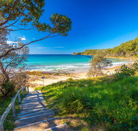 Narrawallee Beach - New Castle Holiday