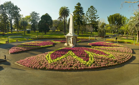 Queens Park, Toowoomba - New Castle Holiday 0