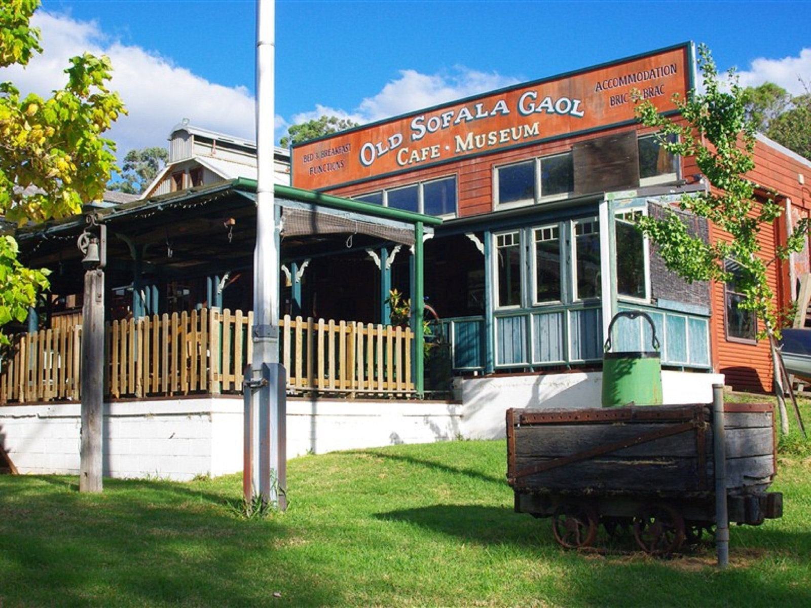 Charles Sturt University ACT New Castle Holiday
