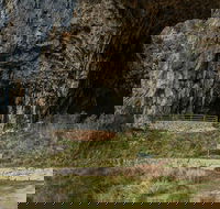 Yarrangobilly Caves  Castle walk - New Castle Holiday