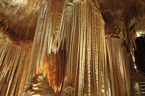 Jenolan Caves: Orient Cave Tour - New Castle Holiday 0