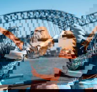 7-Day Tour in Sydney with Airport Pickup - New Castle Holiday