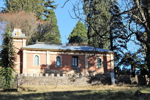 The Other Side Of The Blue Mountains - New Castle Holiday 3