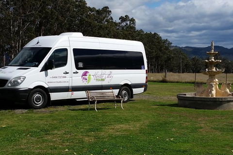 Hunter Valley Exclusive Kangaroo And Wine Tasting Experience - New Castle Holiday 5