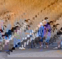 Discover Uluru Aboriginal Art  Culture 4.5 Hours Tour - New Castle Holiday