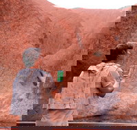 Uluru Audio Guide Rental - New Castle Holiday