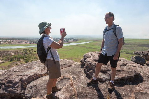 Arnhem Land Injalak Hill Full-Day Tour From Darwin - New Castle Holiday 11