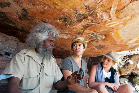 Arnhem Land Injalak Hill Full-Day Tour From Darwin - New Castle Holiday 4