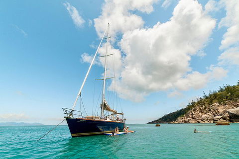 Magnetic Island Sailing BBQ Lunch Cruise - New Castle Holiday 0