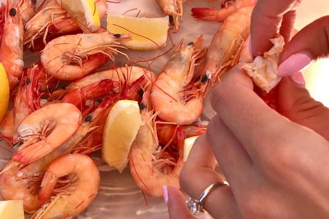 Magnetic Island Sailing BBQ Lunch Cruise - New Castle Holiday 5