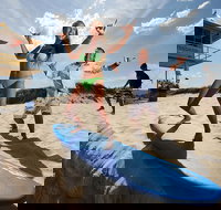 Group Surf Lesson Surfers Paradise Gold Coast - New Castle Holiday