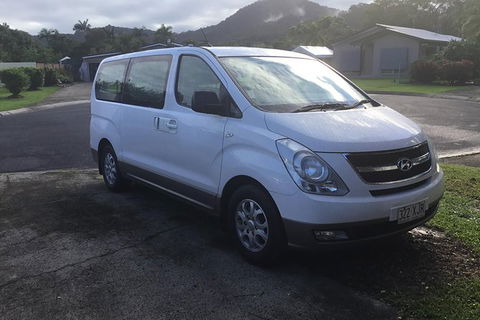 IMAX Private Transfer 7 Guests Cairns Airport To Hotels In Cairns City - New Castle Holiday 1