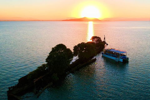 Aquascene Magnetic Island Sunset & Shipwreck Tour - New Castle Holiday 0