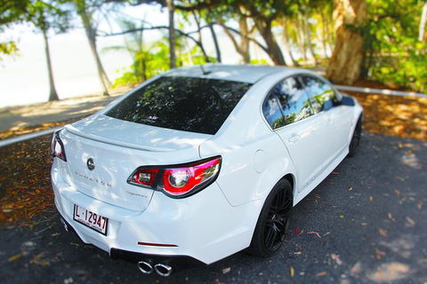 Airport Transfer - Palm Cove, Kewarra Beach & Trinity Beach To Cairns Airport - New Castle Holiday 0