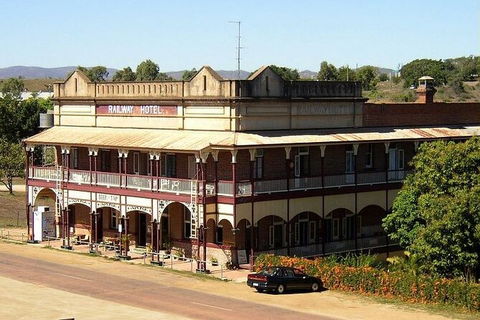8-Day Outback Experience From Queensland - New Castle Holiday 7
