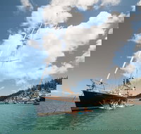 Helicopter and Magnetic Island Sailing - New Castle Holiday