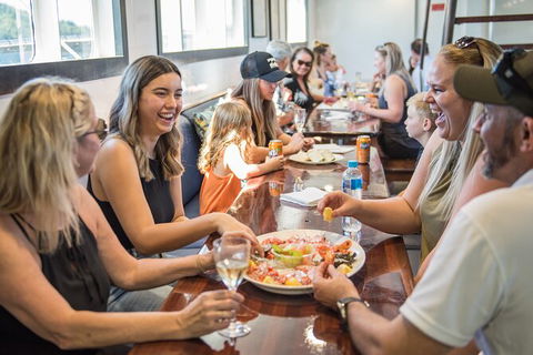 Day Sail The Whitsunday Islands On Atlantic Clipper From Airlie Beach - New Castle Holiday 3