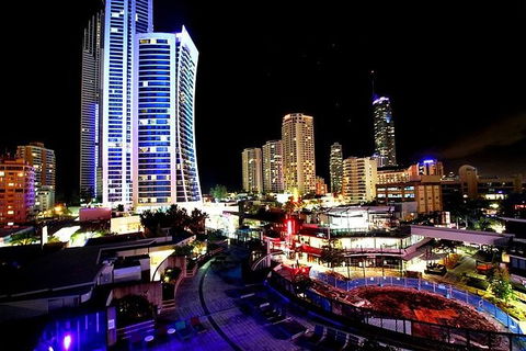 Departure Private Transfers From Gold Coast City To Gold Coast Airport OOL - New Castle Holiday 1