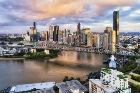 Brisbane Airport Transfers : Brisbane Airport BNE To Brisbane In Luxury Car - New Castle Holiday 4