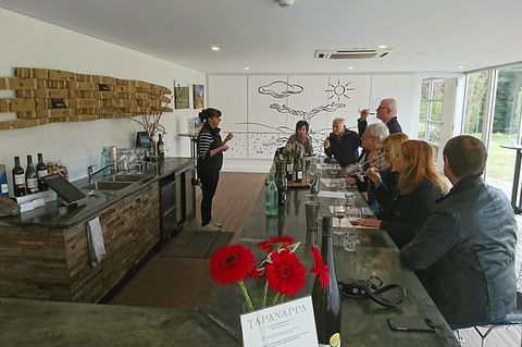 Adelaide Hills Regional / Hahndorf German Village Tour - New Castle Holiday 7