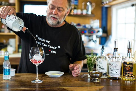 Heritage, Wine & Gin Tours - New Castle Holiday 2