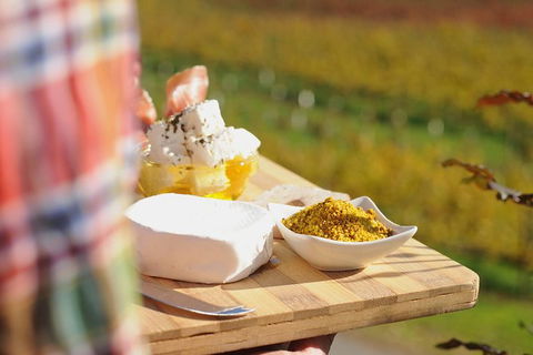 Feathertop Winery: Pedal And Picnic In The Vines - New Castle Holiday 5