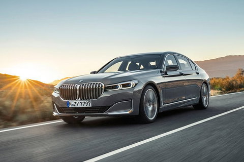BMW Car Melbourne Airport To CBD - New Castle Holiday 1