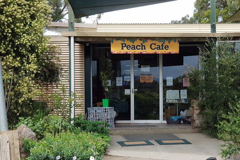Yarra Valley Wineries And Rayners Orchard Tour From Melbourne - New Castle Holiday 12