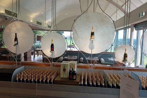 Yarra Valley Wineries And Rayners Orchard Tour From Melbourne - New Castle Holiday 11