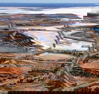 1-Hour Lake Lefroy including Big Pit Scenic Flight from Kalgoorlie - New Castle Holiday