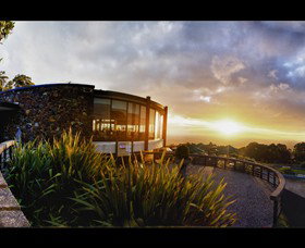 SkyHigh Mount Dandenong - New Castle Holiday 0