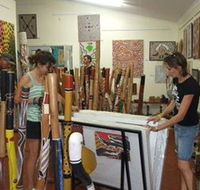 Top Didj and Art Gallery - New Castle Holiday