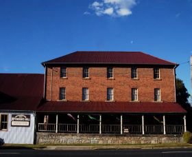 McCrossin's Mill Museum - New Castle Holiday 0