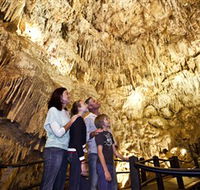 Ngilgi Cave - New Castle Holiday