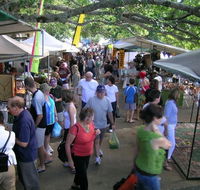 Eumundi Markets - New Castle Holiday