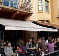 Dogs Bar - New Castle Holiday