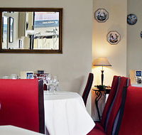 Le Petit Bourgeois - New Castle Holiday