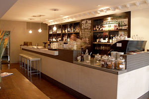 Palate - New Castle Holiday 0