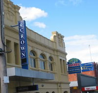 Crown Hotel Lilydale - New Castle Holiday