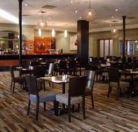 Eltham Hotel - New Castle Holiday